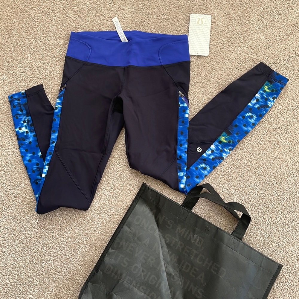 Lululemon NWT Rain-On-Train-On Tight, size 6